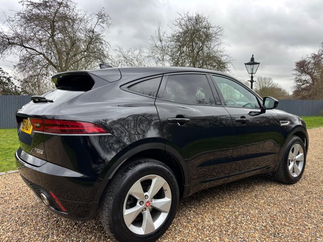 2019 JAGUAR E-PACE - Photo 10
