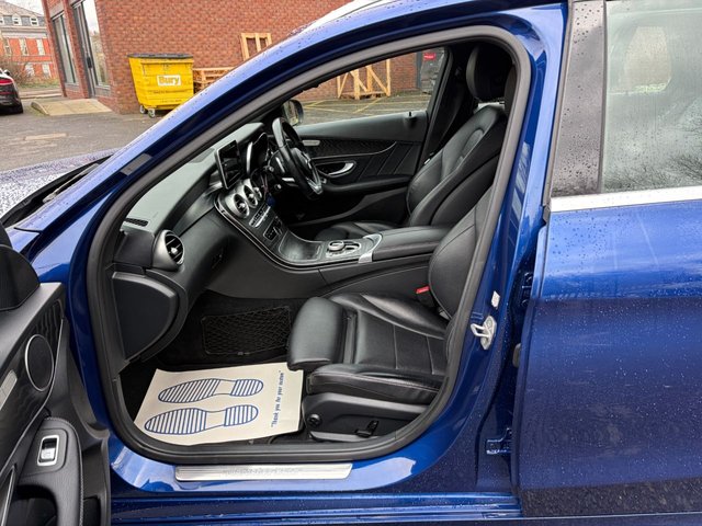 2018 MERCEDES-BENZ C-CLASS 2018 2.1 C220d AMG Line Estate 5dr Diesel G-Tronic+ Euro 6 (s/s) (170 ps) - Photo 10