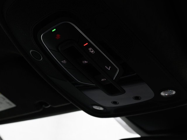 2021 AUDI RSQ8 - Photo 6