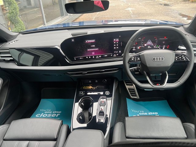 2025 AUDI A5 Avant 2.0 TFSI S line Estate 5dr Petrol S Tronic Euro 6 (s/s) (150 ps) - Photo 2
