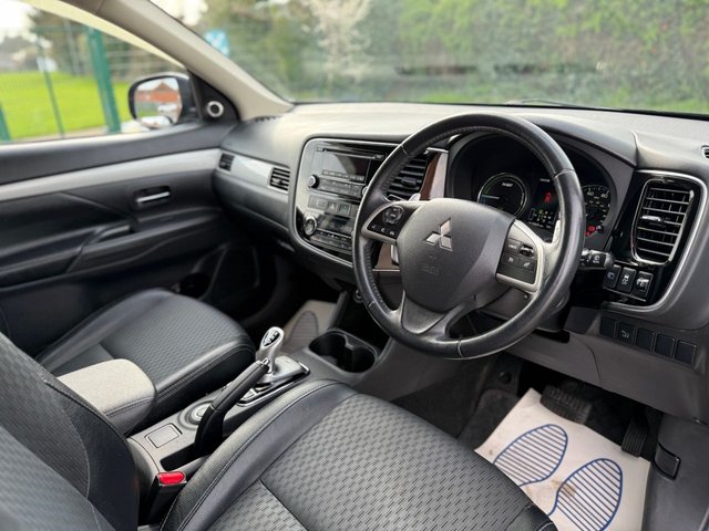 2015 Mitsubishi Outlander 2L Gx3h 5dr - Photo 8