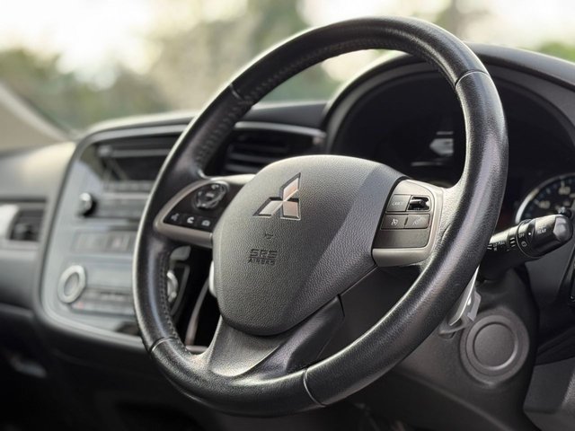 2015 Mitsubishi Outlander 2L Gx3h 5dr - Photo 9