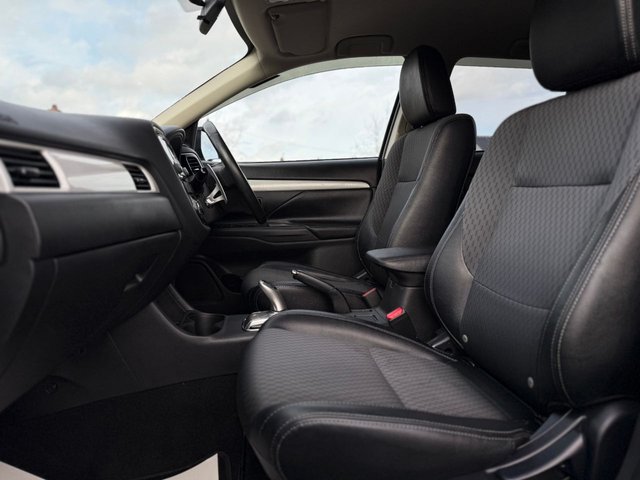 2015 Mitsubishi Outlander 2L Gx3h 5dr - Photo 12