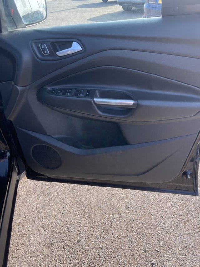2016 Ford Kuga 1.5L Zetec 5dr - Photo 9