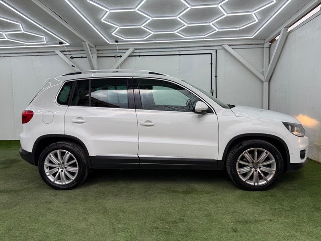 2016 VOLKSWAGEN TIGUAN 2016 2.0 TDI BlueMotion Tech Match Edition 2WD Euro 6 (s/s) 5dr - Photo 5