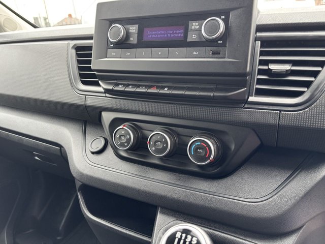 2022 Renault Trafic 2L Business 3dr - Photo 10