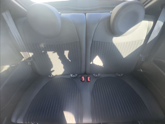 2021 FIAT 500 - Photo 10