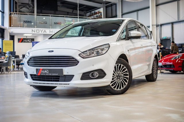 2019 Ford S-Max 2L Titanium 5dr - Photo 5