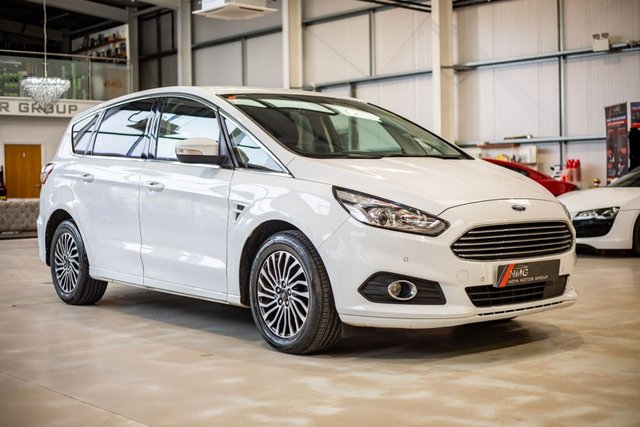 2019 Ford S-Max 2L Titanium 5dr - Photo 10