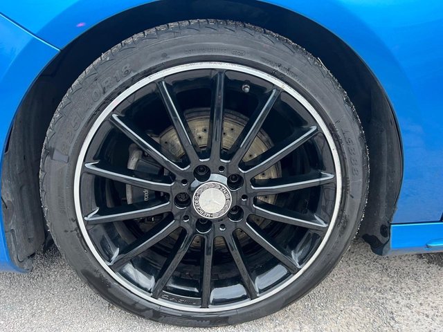 2016 MERCEDES-BENZ A-CLASS 2.1 A200d AMG Line (Premium) Hatchback 5dr Diesel 7G-DCT Euro 6 (s/s) (136 ps) - Photo 5