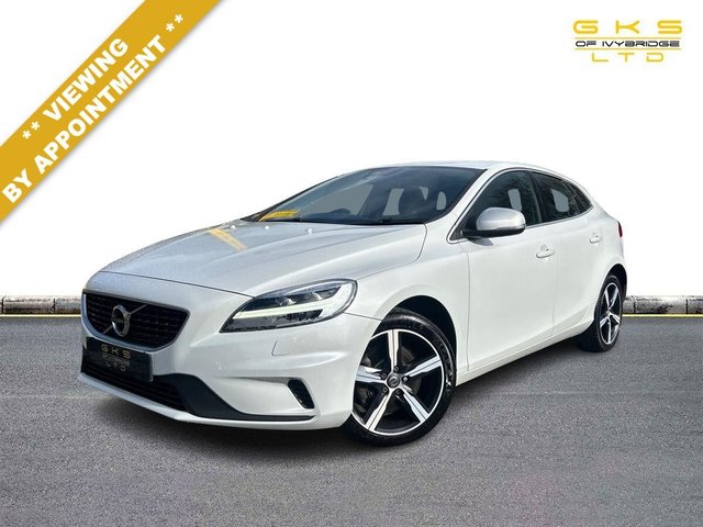 View our Volvo V40 1.5 T3 R-Design Nav Plus Hatchback 5dr Petrol Auto Euro 6 (s/s) (152 ps)