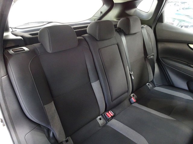 2019 NISSAN QASHQAI 1.3 DIG-T Acenta Premium SUV 5dr Petrol Manual Euro 6 (s/s) (140 ps) - Photo 11