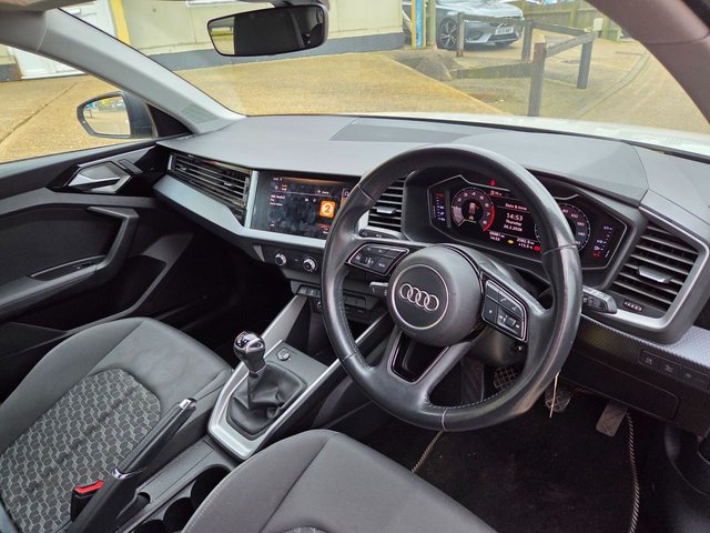 2019 AUDI A1 1.0 TFSI 30 Sport Sportback 5dr Petrol Manual Euro 6 (s/s) (116 ps) - Photo 9