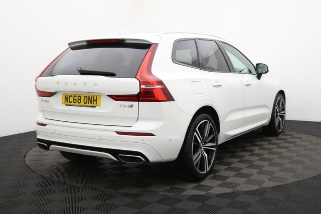 2019 Volvo Xc60 2L R-Design Pro 5dr - Photo 4