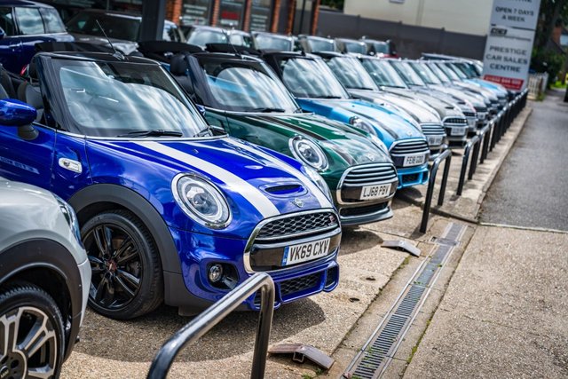 2016 KIA SPORTAGE 2.0 CRDi First Edition SUV 5dr Diesel Auto AWD Euro 6 (182 bhp) - Photo 9