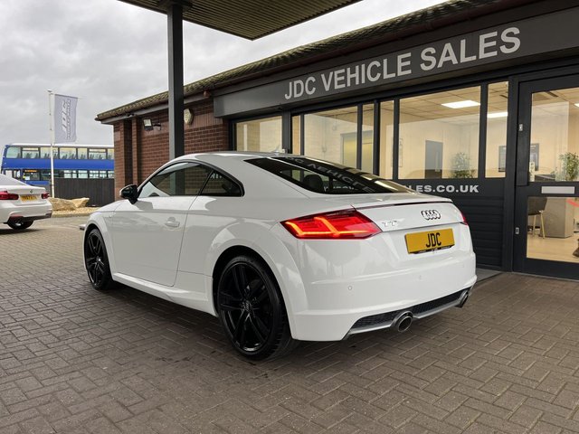 2015 AUDI TT 2015 2.0 TFSI S line Coupe 3dr Petrol Manual Euro 6 (s/s) (230 ps) - Photo 9