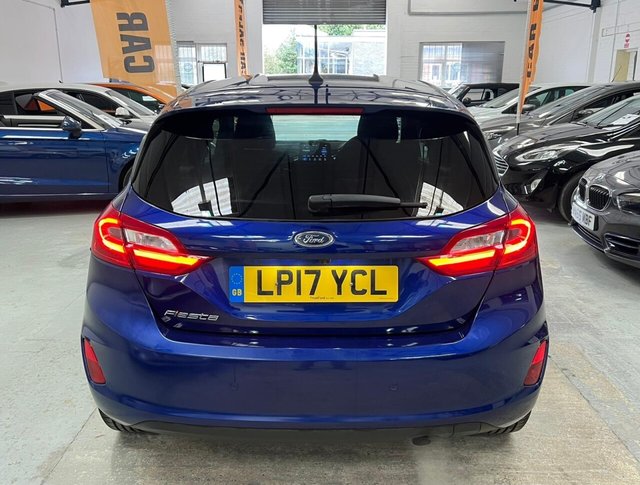 2017 Ford Fiesta - Photo 8