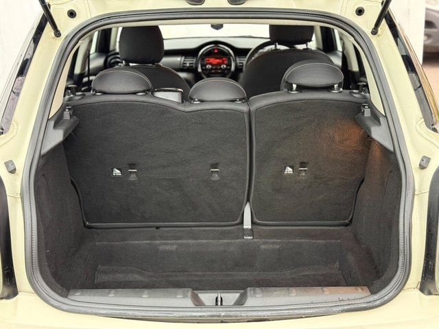 2016 MINI HATCH 2016 1.5 Cooper Euro 6 (s/s) 5dr - Photo 8