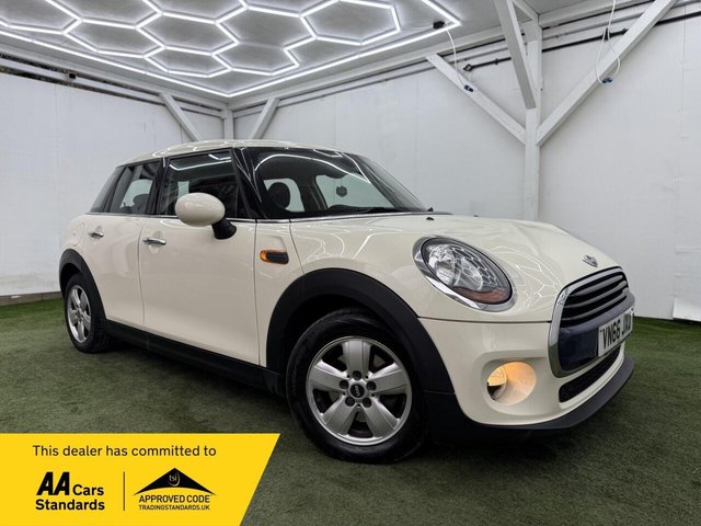2016 MINI HATCH
