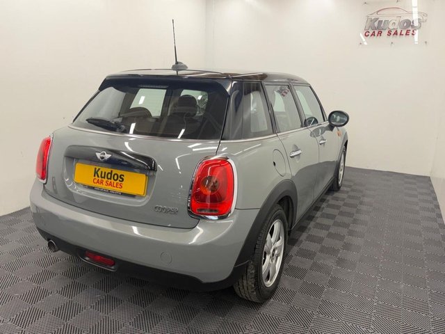 2016 MINI HATCH 1.5 Cooper Hatchback 5dr Petrol Manual Euro 6 (s/s) (136 ps) - Photo 8