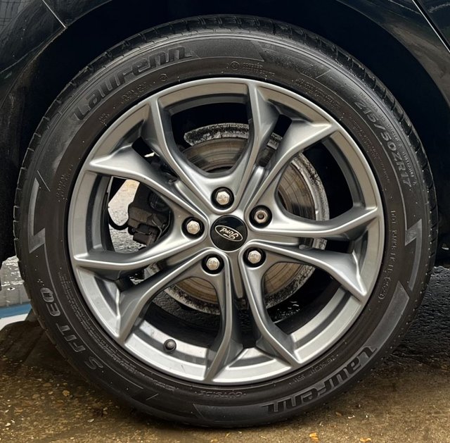 2019 FORD FOCUS 1.0T EcoBoost ST-Line Hatchback 5dr Petrol Manual Euro 6 (s/s) (125 ps) - Photo 10