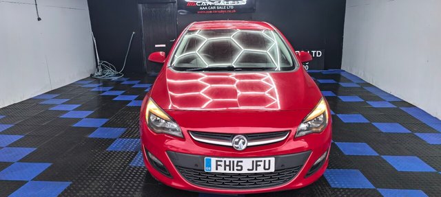 2015 VAUXHALL ASTRA - Photo 5