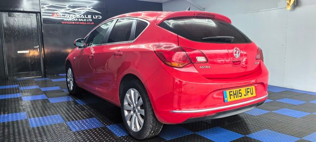 2015 VAUXHALL ASTRA - Photo 12