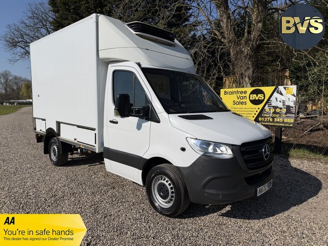 View our MERCEDES-BENZ SPRINTER
