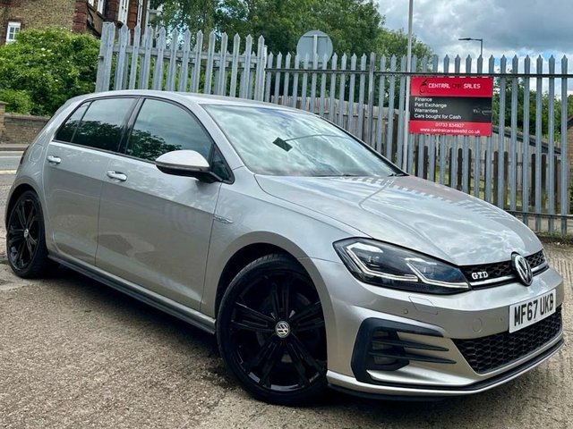 View our VOLKSWAGEN GOLF