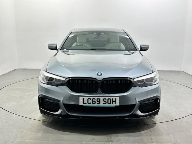 2019 BMW 5 Series - Photo 3