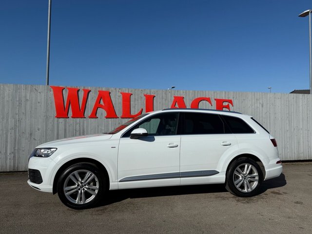 View our AUDI Q7