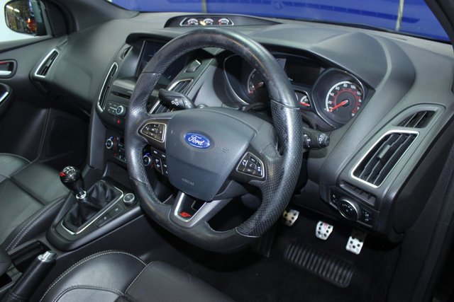 2018 FORD FOCUS - Photo 6