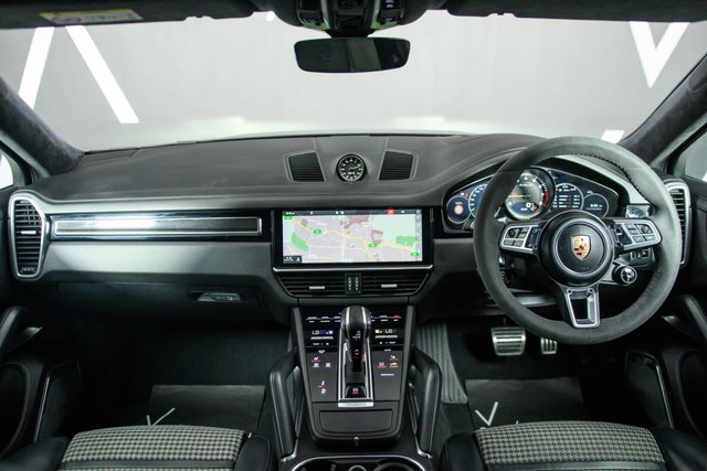 View our PORSCHE CAYENNE