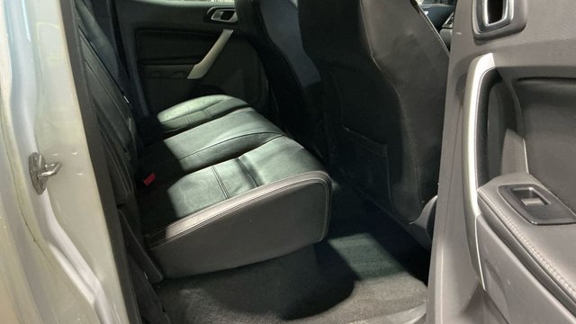 2015 FORD RANGER 2.2 TDCi Limited 1 DOUBLE CAB PICK UP 4dr Diesel Manual 4WD Euro 5 (150 ps) - Photo 6