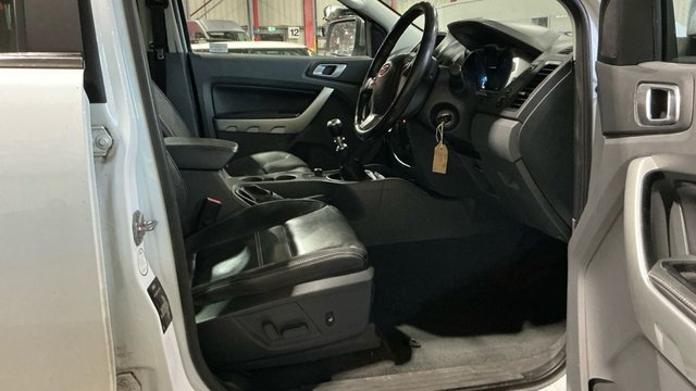 2015 FORD RANGER 2.2 TDCi Limited 1 DOUBLE CAB PICK UP 4dr Diesel Manual 4WD Euro 5 (150 ps) - Photo 7