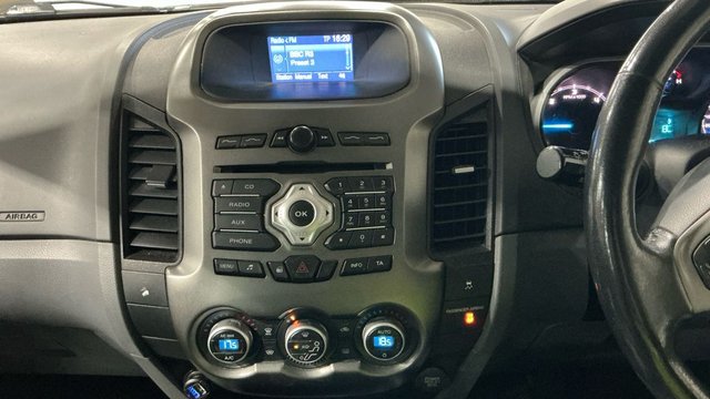 2015 FORD RANGER 2.2 TDCi Limited 1 DOUBLE CAB PICK UP 4dr Diesel Manual 4WD Euro 5 (150 ps) - Photo 9