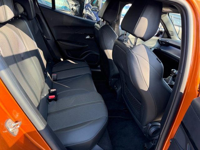 2022 PEUGEOT 2008 - Photo 10