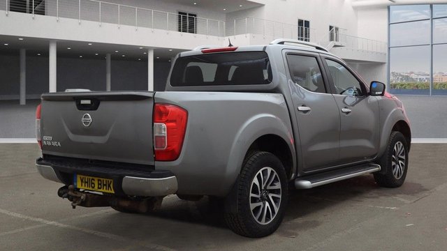 2016 NISSAN NAVARA 2.3 dCi Tekna Pickup Double Cab 4dr Diesel Manual 4WD Euro 5 (190 ps) - Photo 4