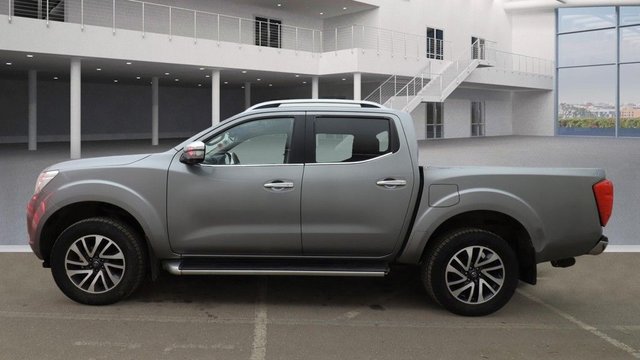 2016 NISSAN NAVARA 2.3 dCi Tekna Pickup Double Cab 4dr Diesel Manual 4WD Euro 5 (190 ps) - Photo 6