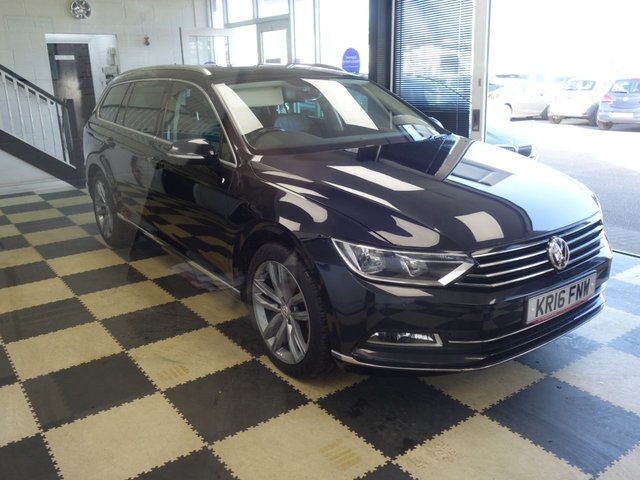 2016 VOLKSWAGEN PASSAT - Photo 3