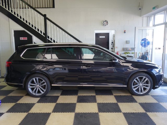 2016 VOLKSWAGEN PASSAT - Photo 5