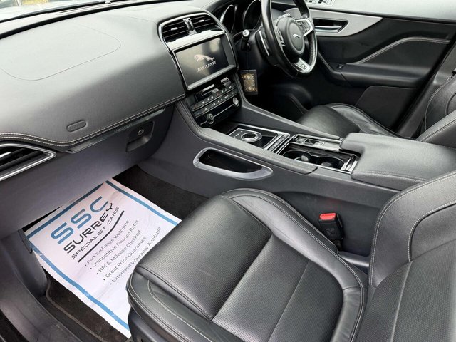 2018 Jaguar F-Pace - Photo 6