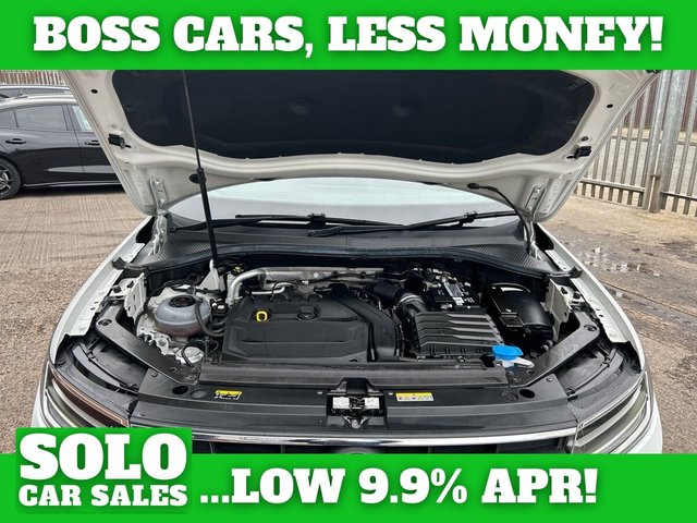2021 VOLKSWAGEN TIGUAN 1.5 TSI Life SUV 5dr Petrol Manual Euro 6 (s/s) (150 ps) - Photo 11