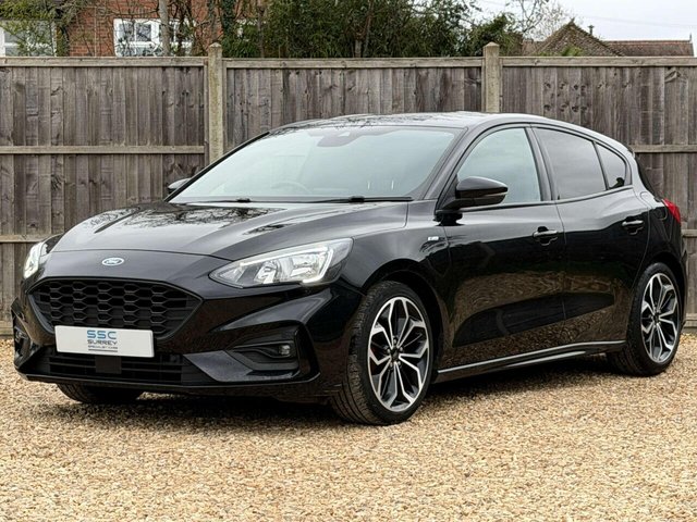 2019 Ford Focus - Photo 2