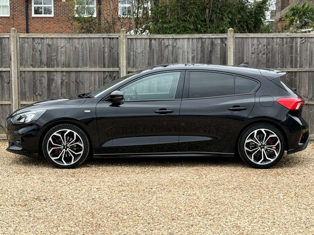 2019 Ford Focus - Photo 9