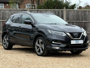 2017 NISSAN QASHQAI