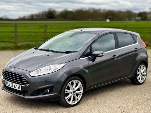 2017 FORD FIESTA - Photo 10