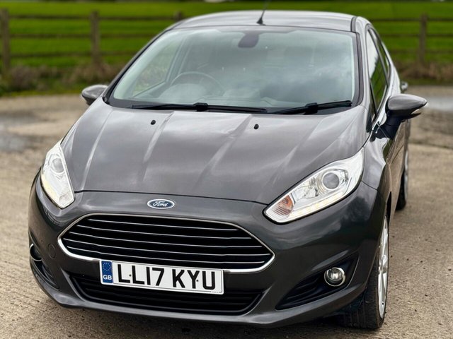 2017 FORD FIESTA - Photo 3