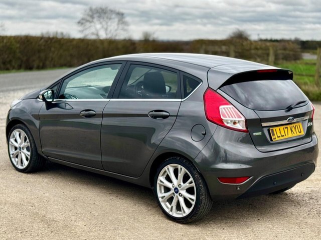 2017 FORD FIESTA - Photo 11