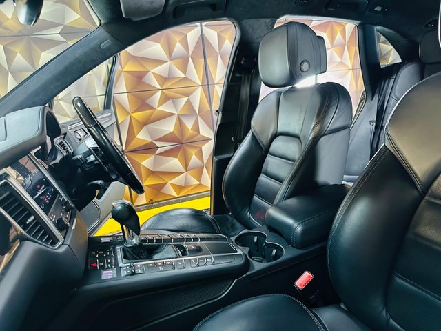 2016 PORSCHE MACAN 3.6T V6 Turbo PDK 4WD Euro 6 (s/s) 5dr - Photo 6